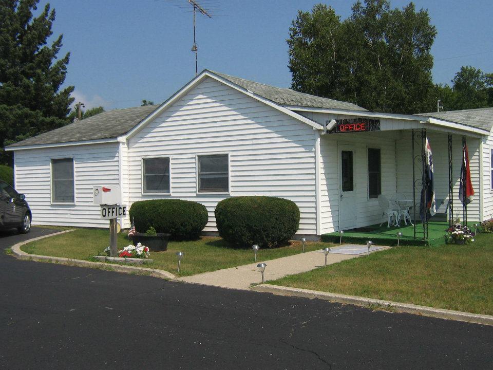 Chapel Hill Motel Brevort Exterior foto